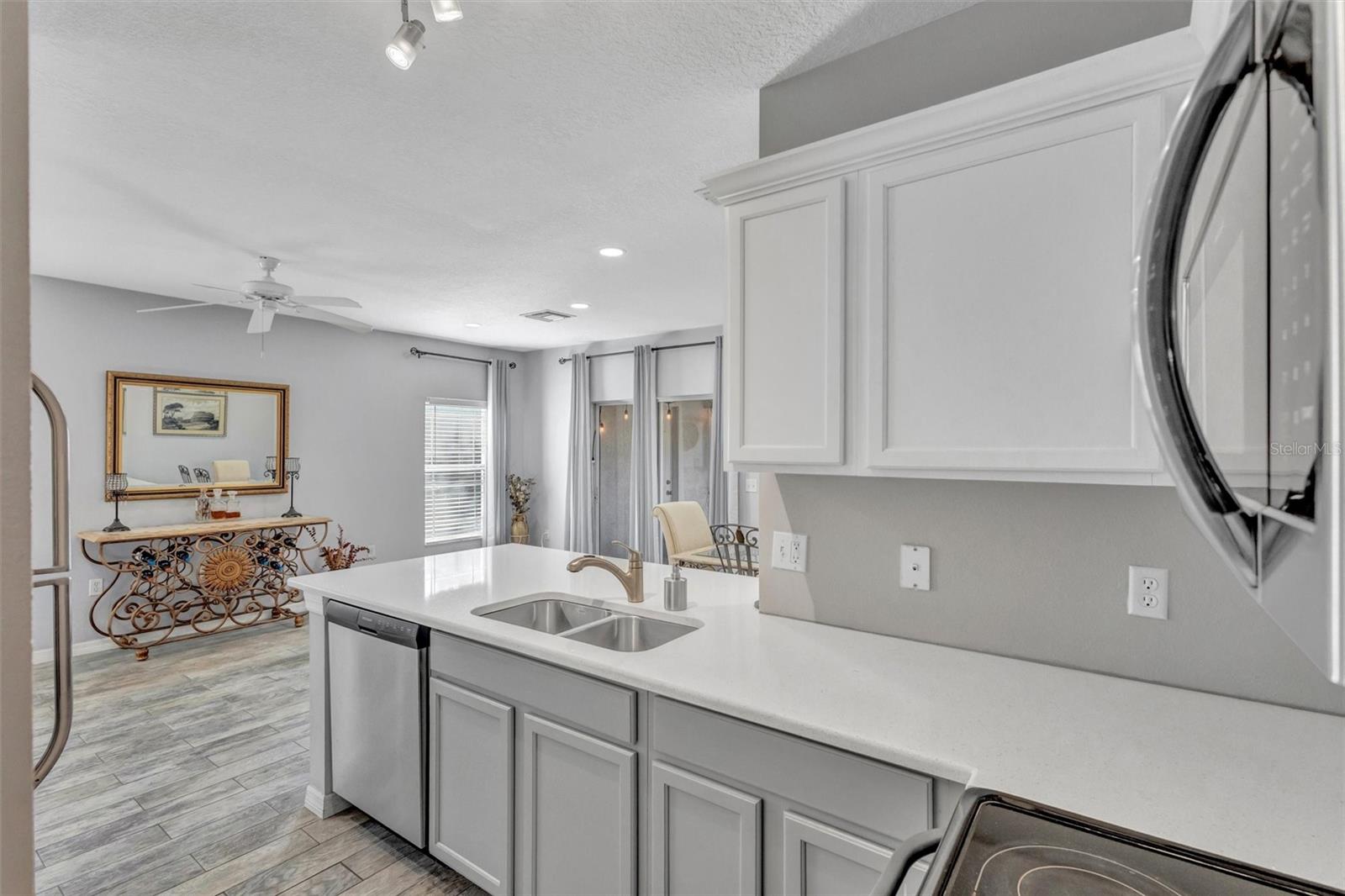 GREENBROOK WALK PH 2 OR 2113/3283 - Residential