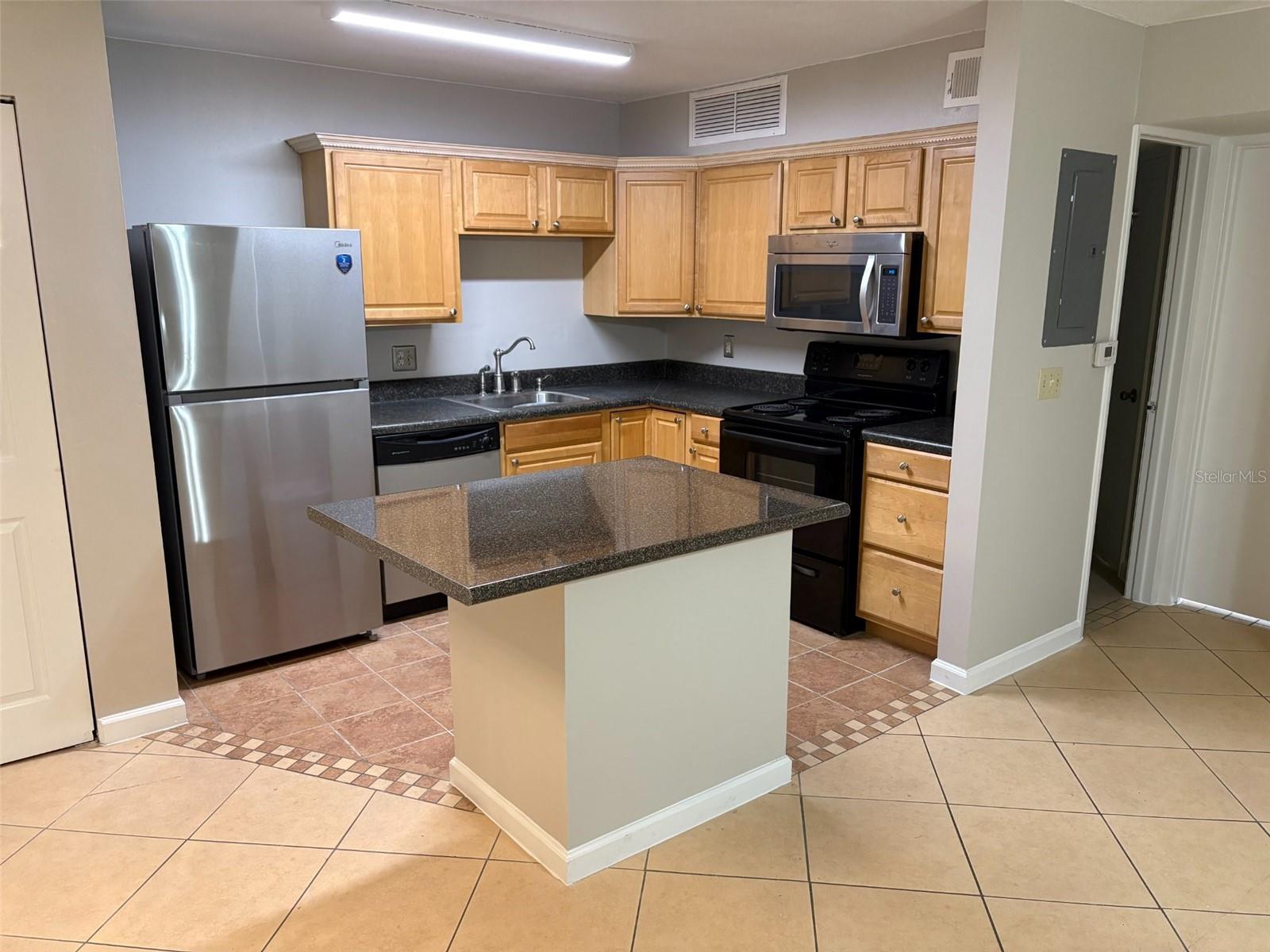 360 LAKEPOINTE DRIVE 202