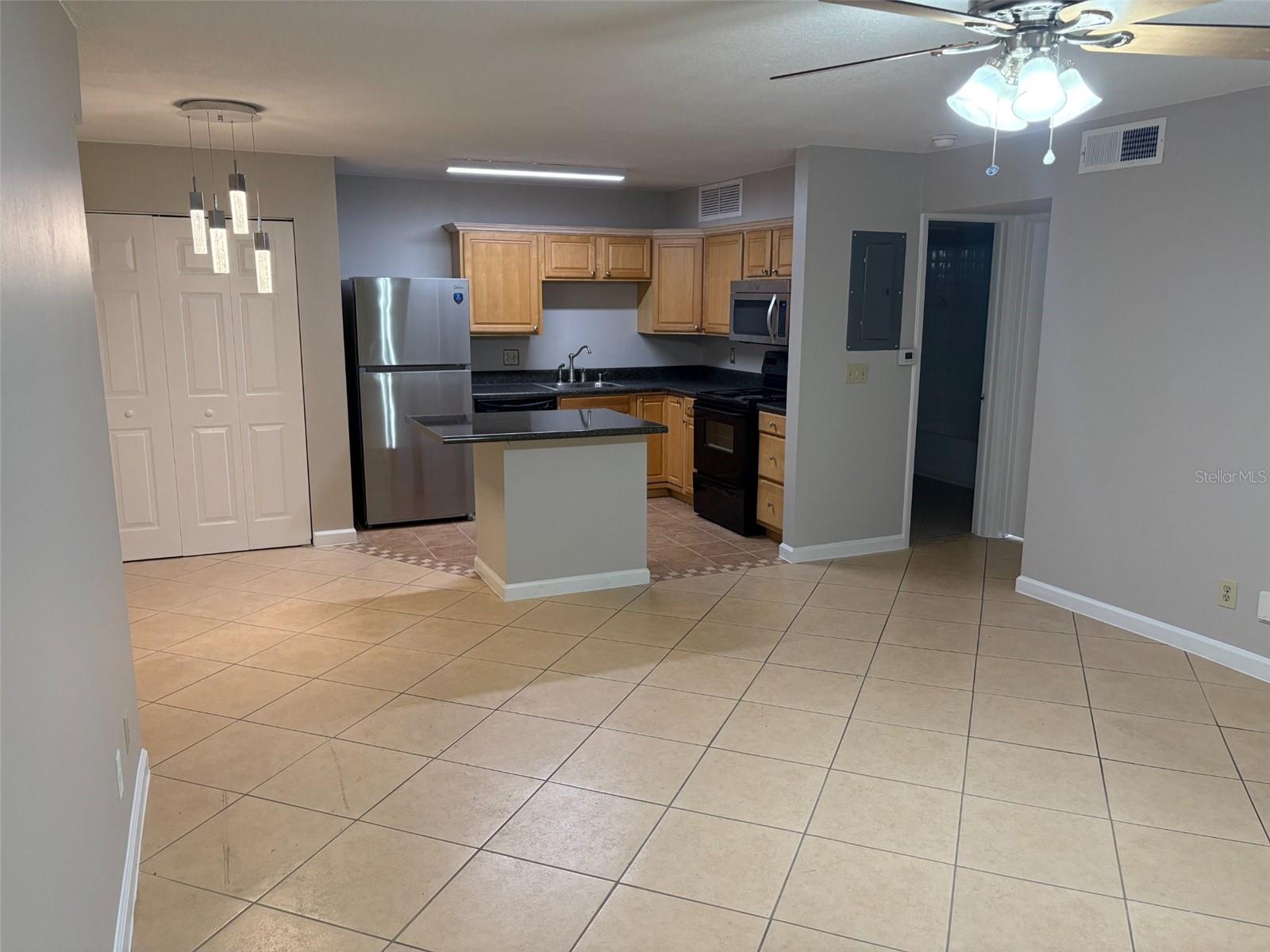 360 LAKEPOINTE DRIVE 202