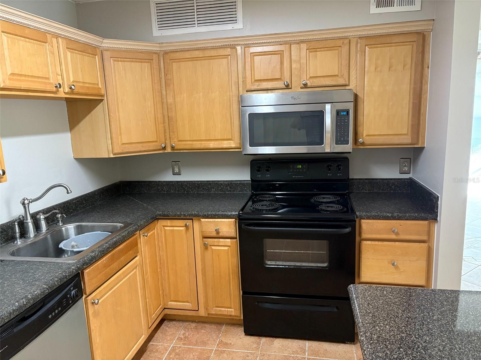 360 LAKEPOINTE DRIVE 202