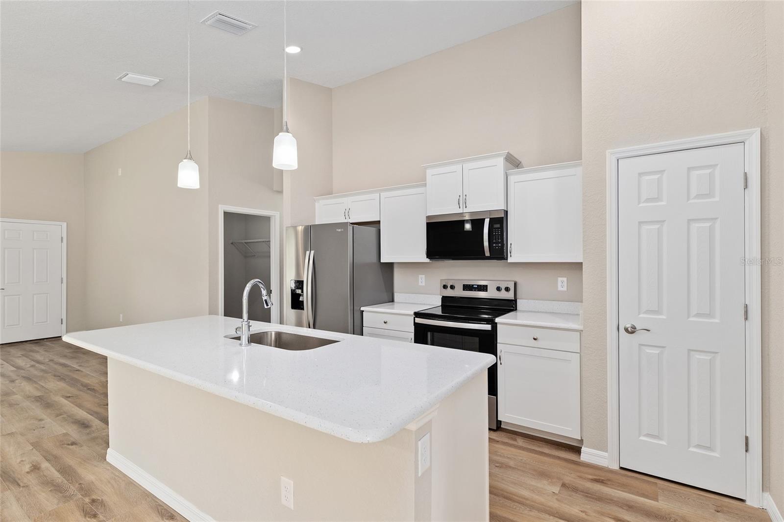 RAINBOW PARK UN 02 - Residential