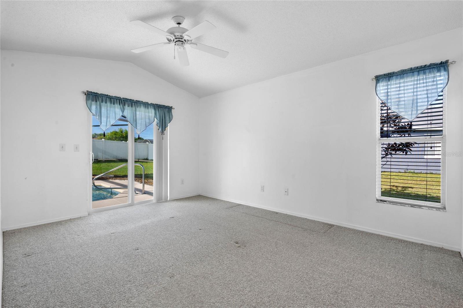 SPRING LAKE - Residential