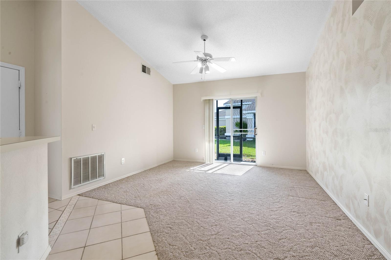 SPRING LAKE - Residential