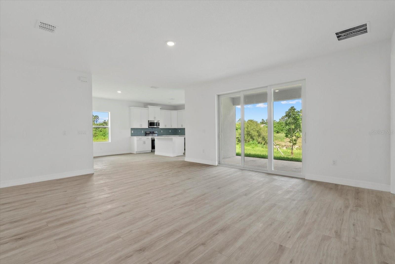 PORT CHARLOTTE SUB 51 - Residential Lease