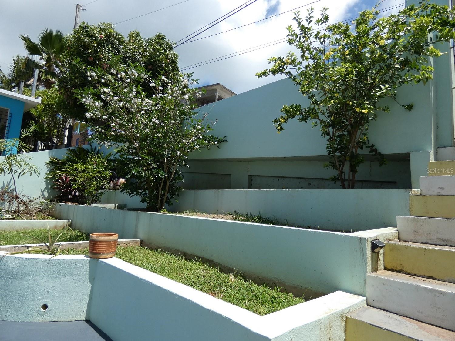 MAMBICHE (BARRIO LEGUILLOW) - Residential