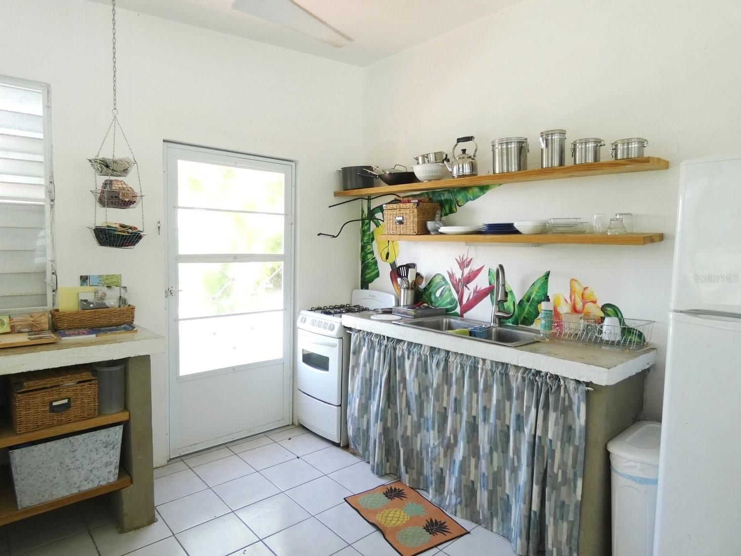 MAMBICHE (BARRIO LEGUILLOW) - Residential