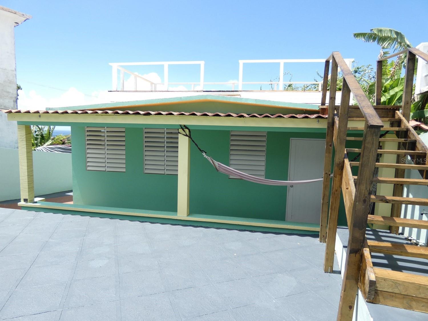 E115 CALLE M-GARCIA