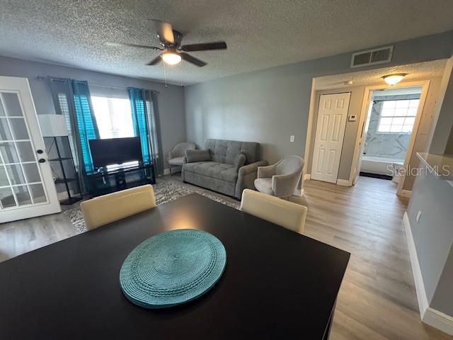 COUNTRY CLUB VLG/SILVER SPGS S - Residential