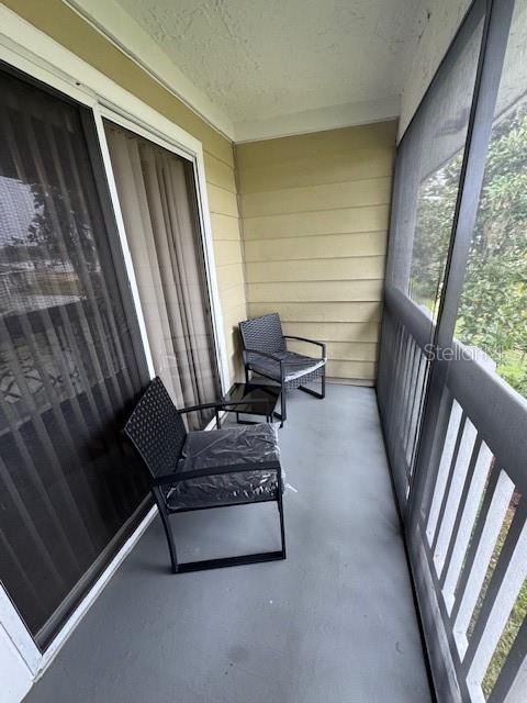 COUNTRY CLUB VLG/SILVER SPGS S - Residential
