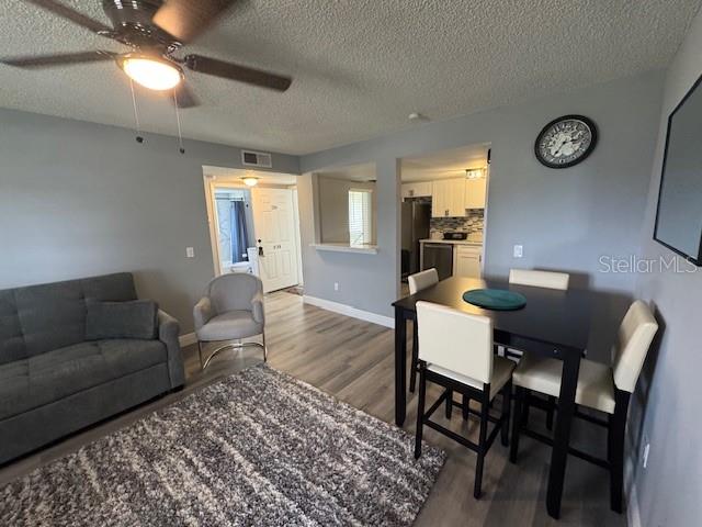 COUNTRY CLUB VLG/SILVER SPGS S - Residential