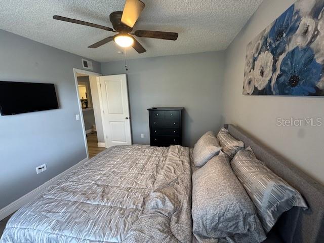 COUNTRY CLUB VLG/SILVER SPGS S - Residential