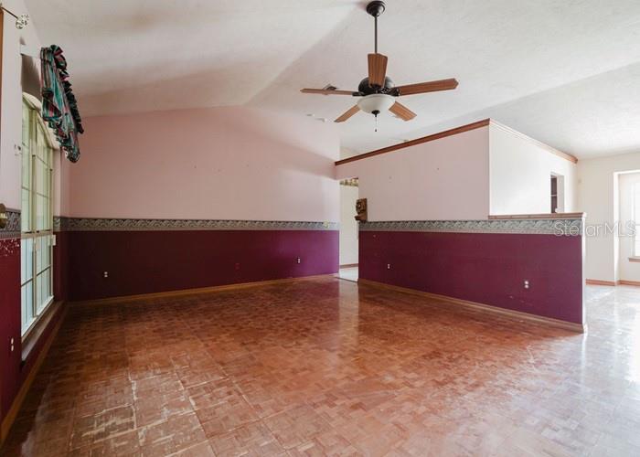 HIGH POINTE - Residential