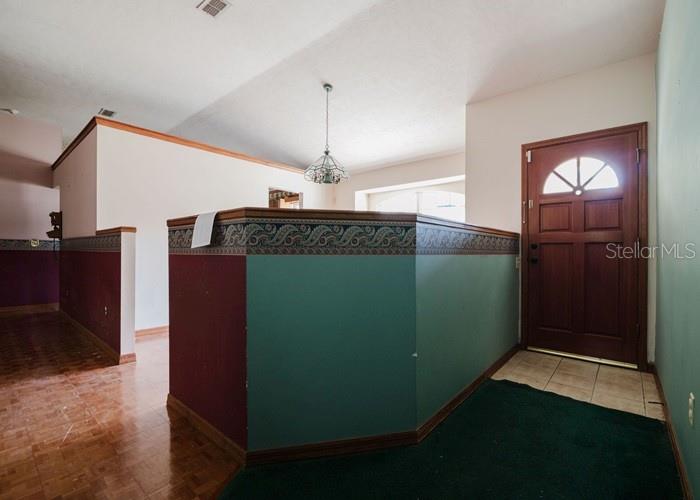 HIGH POINTE - Residential