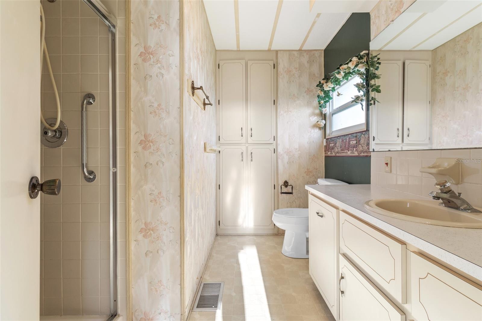 TRAVELERS REST - Residential