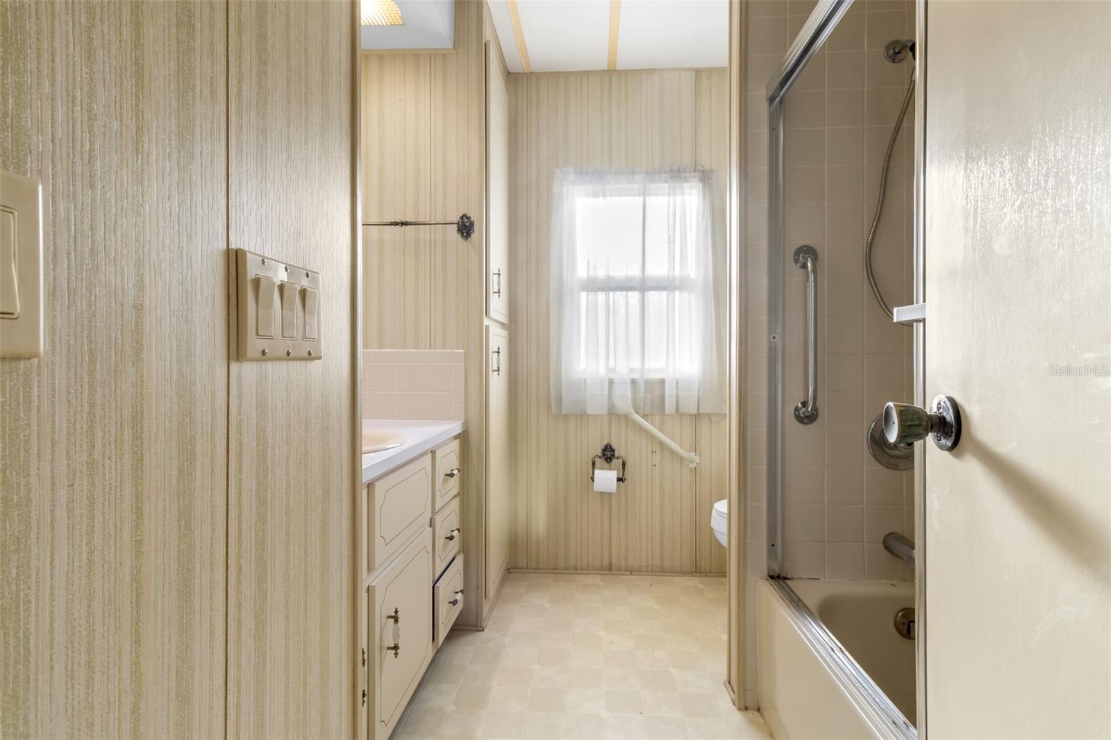 TRAVELERS REST - Residential