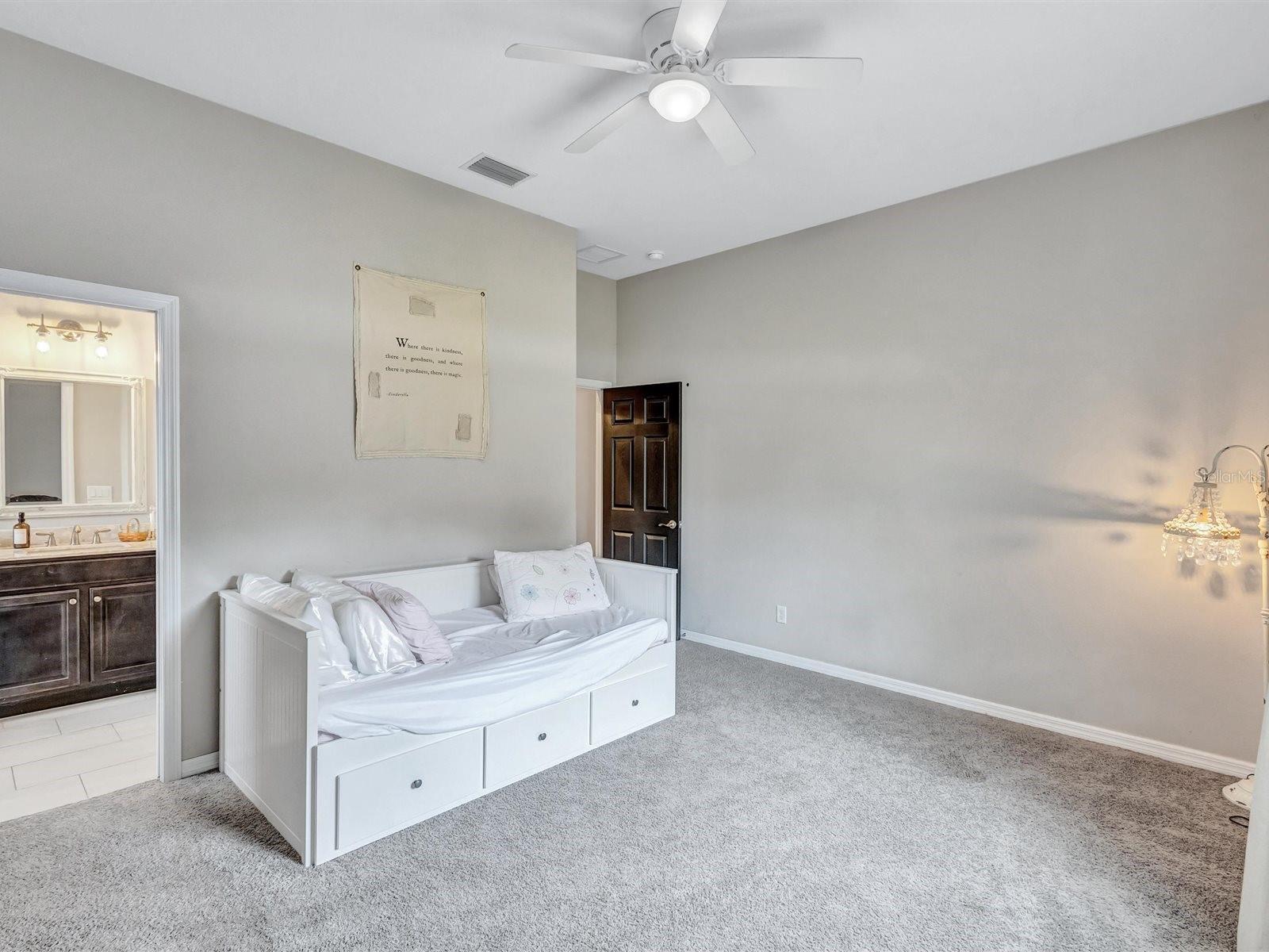 TWIN RIVERS PH IV - Residential