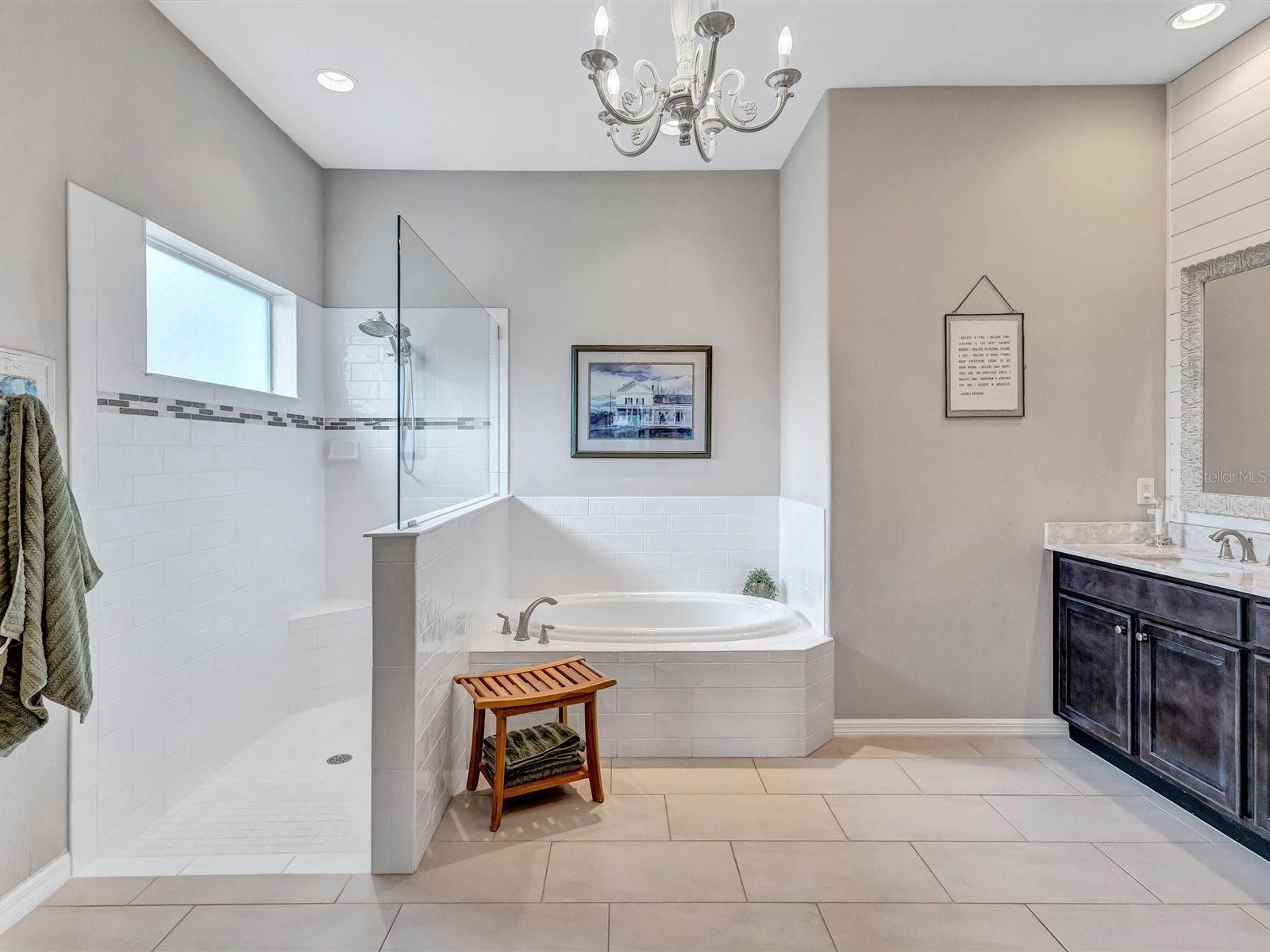 TWIN RIVERS PH IV - Residential