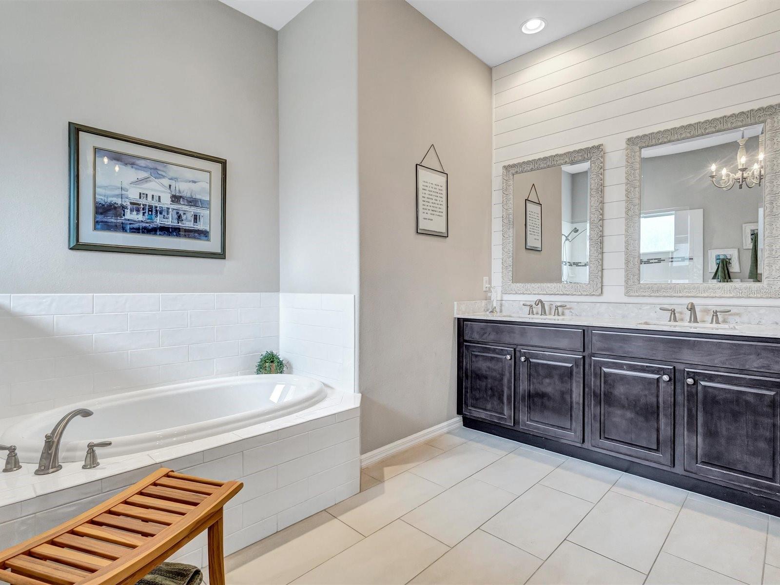 TWIN RIVERS PH IV - Residential