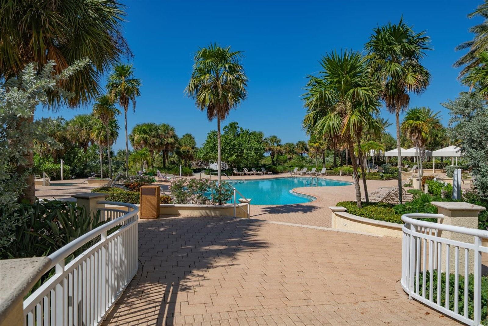 MERIDIAN ON SAND KEY CONDO - Residential