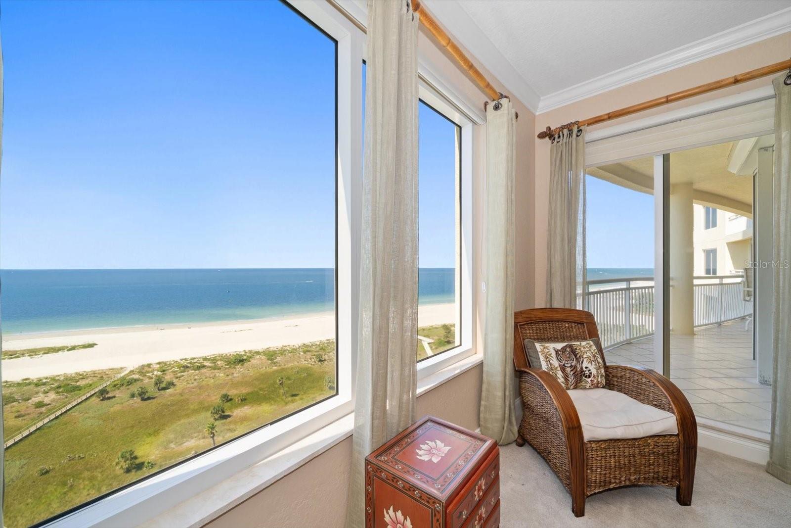 MERIDIAN ON SAND KEY CONDO - Residential