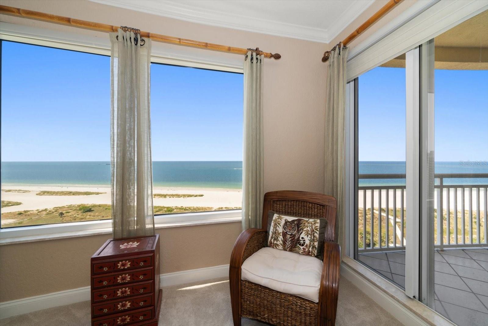 MERIDIAN ON SAND KEY CONDO - Residential