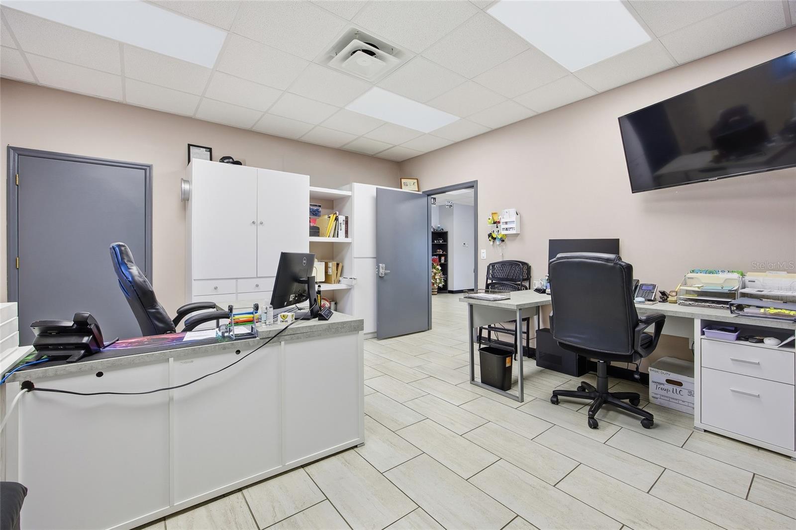 EASTERN ACRES - Commercial Sale