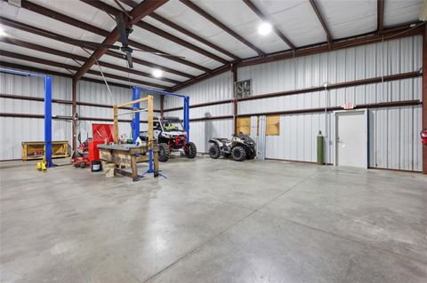 Tiny photo for 20761 NE Highway 27, Williston, FL 32696 (MLS # OM715242)