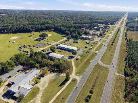 Tiny photo for 20761 NE Highway 27, Williston, FL 32696 (MLS # OM715242)