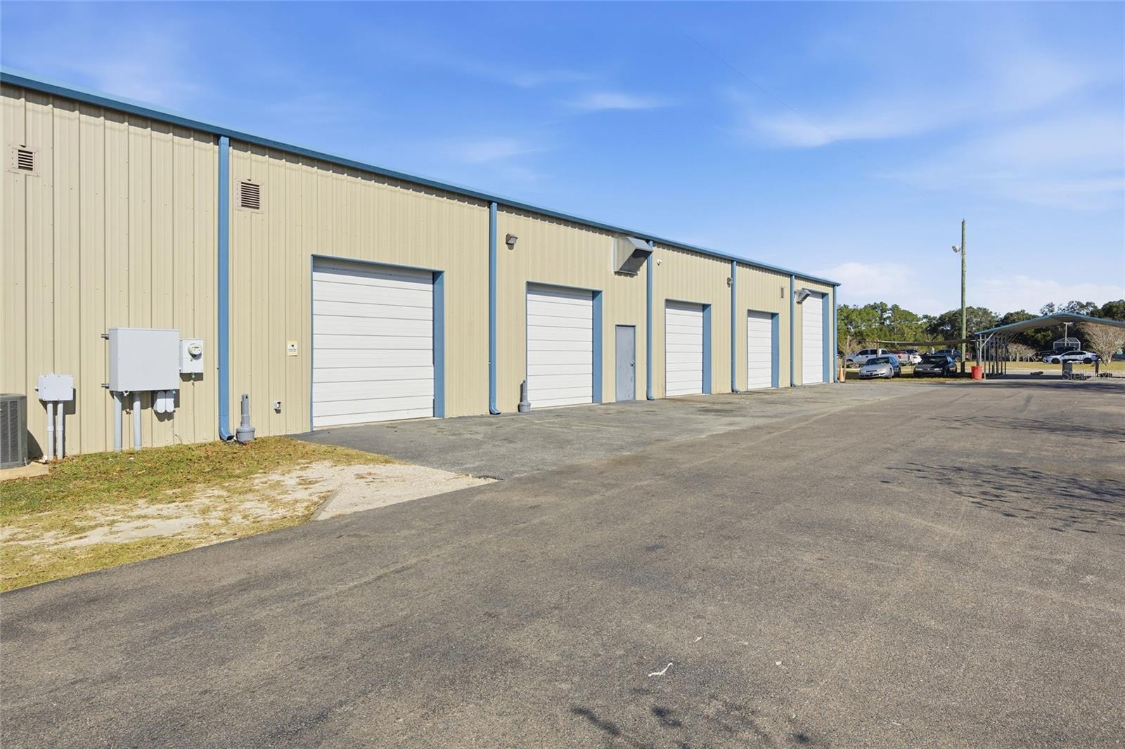 EASTERN ACRES - Commercial Sale