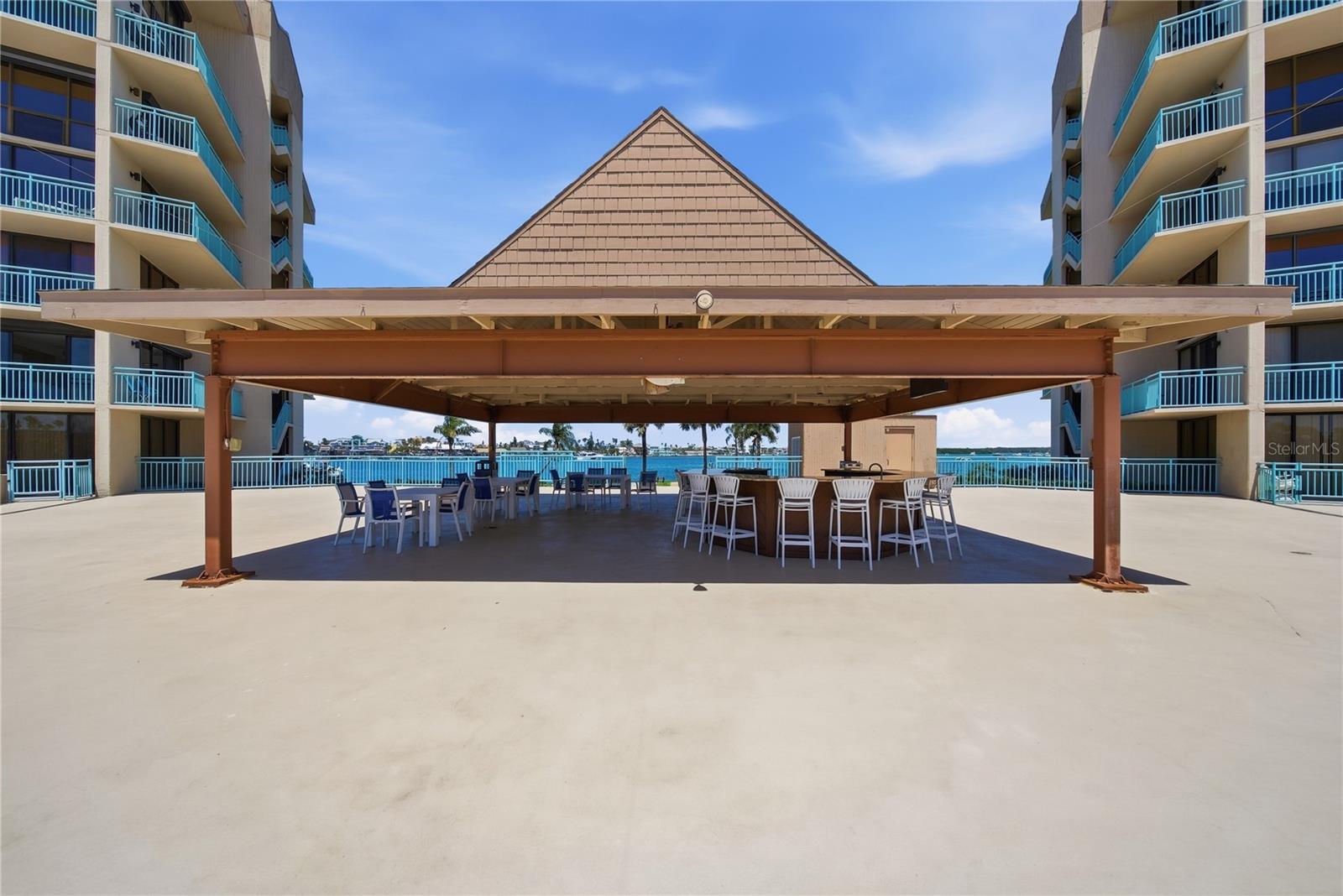 KEY CAPRI CONDO - Residential