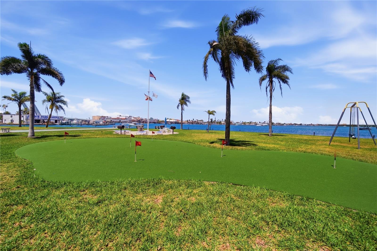 KEY CAPRI CONDO - Residential