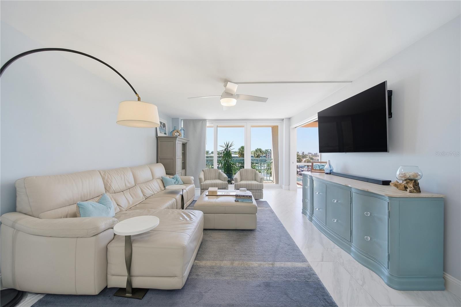 KEY CAPRI CONDO - Residential