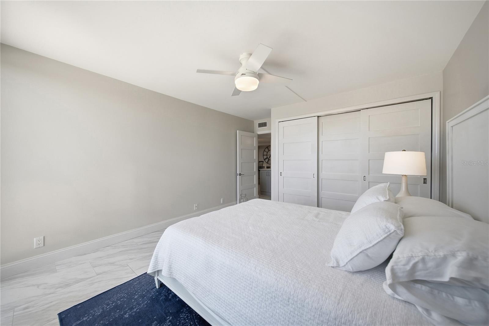 KEY CAPRI CONDO - Residential