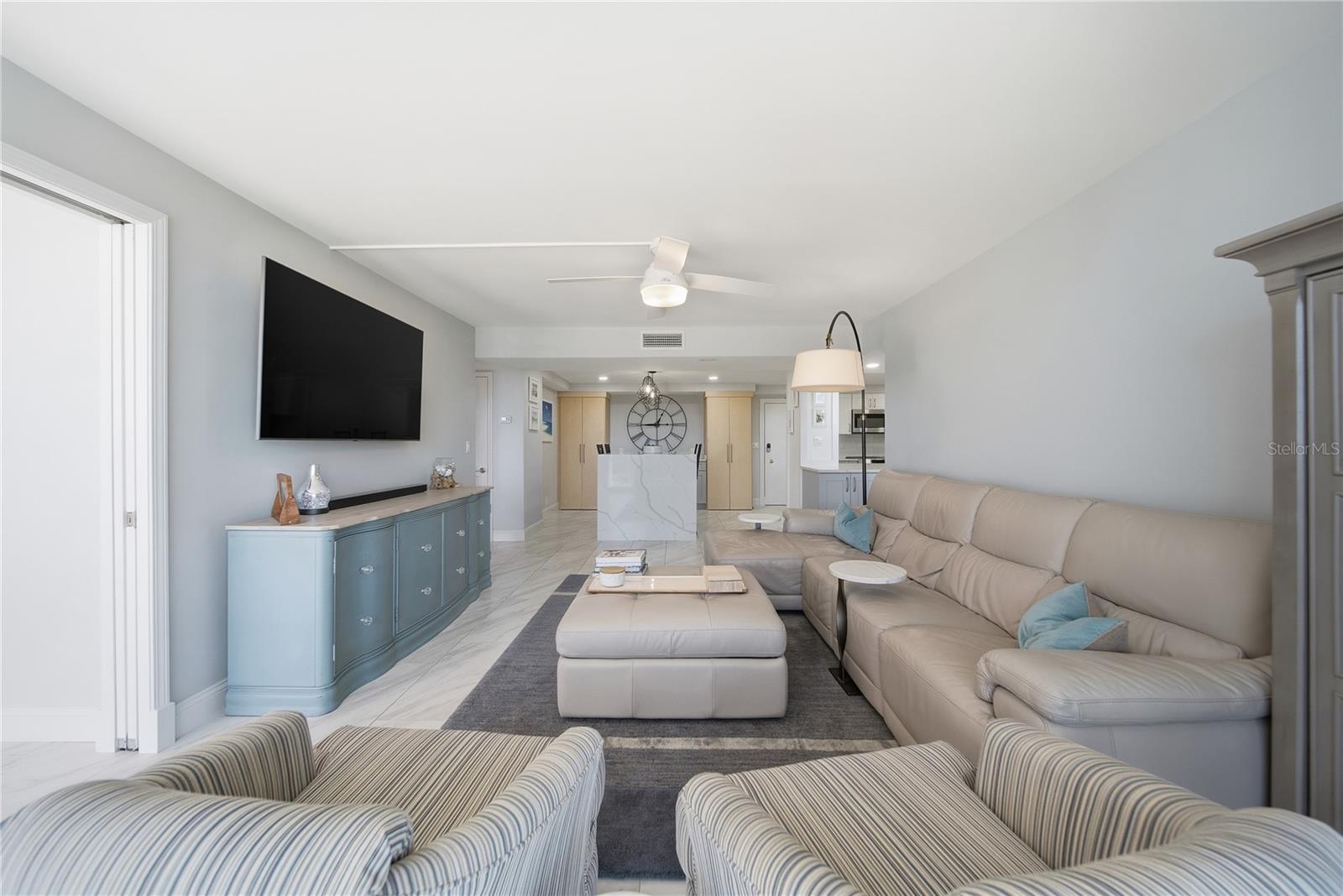 KEY CAPRI CONDO - Residential