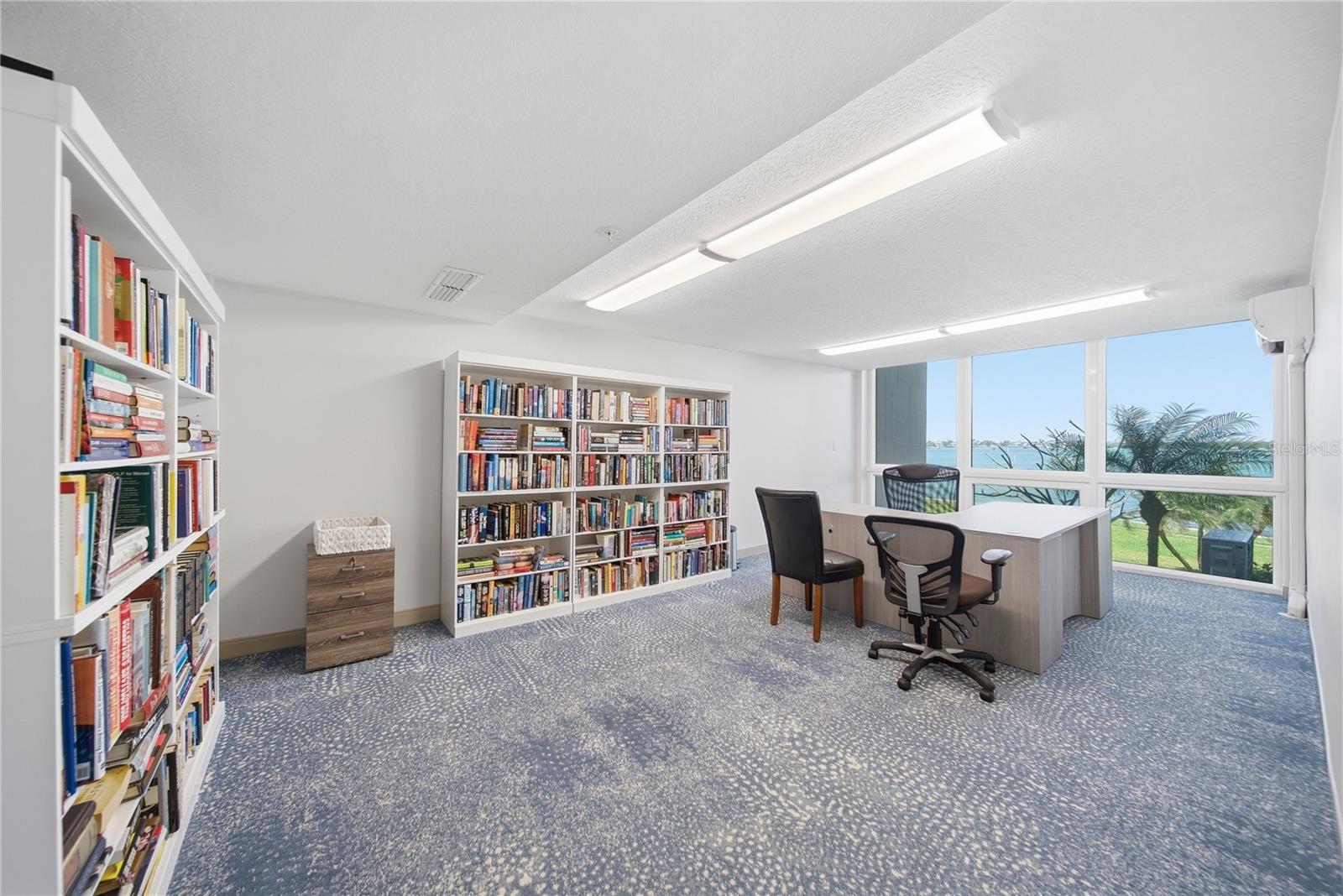 KEY CAPRI CONDO - Residential