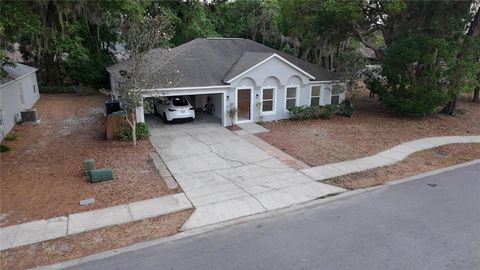 901 CASCADES PARK TRAIL DELAND FL 32720