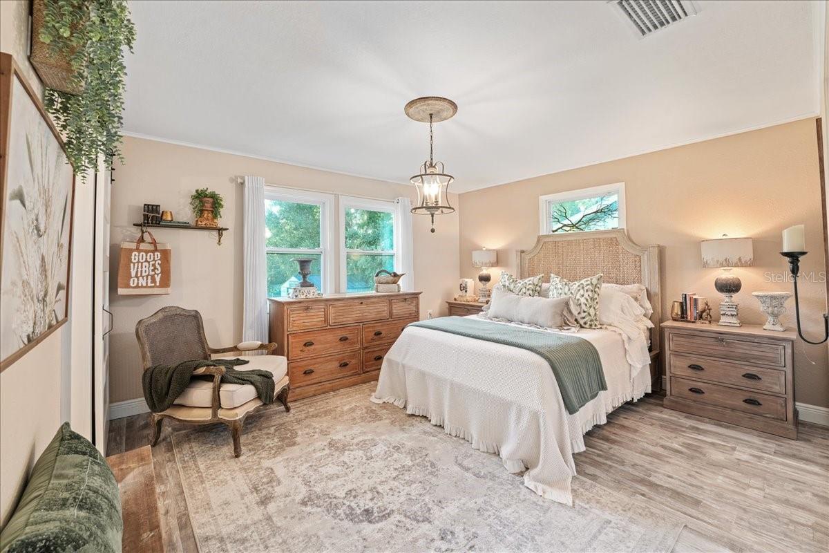 PINE TERRACE - Residential