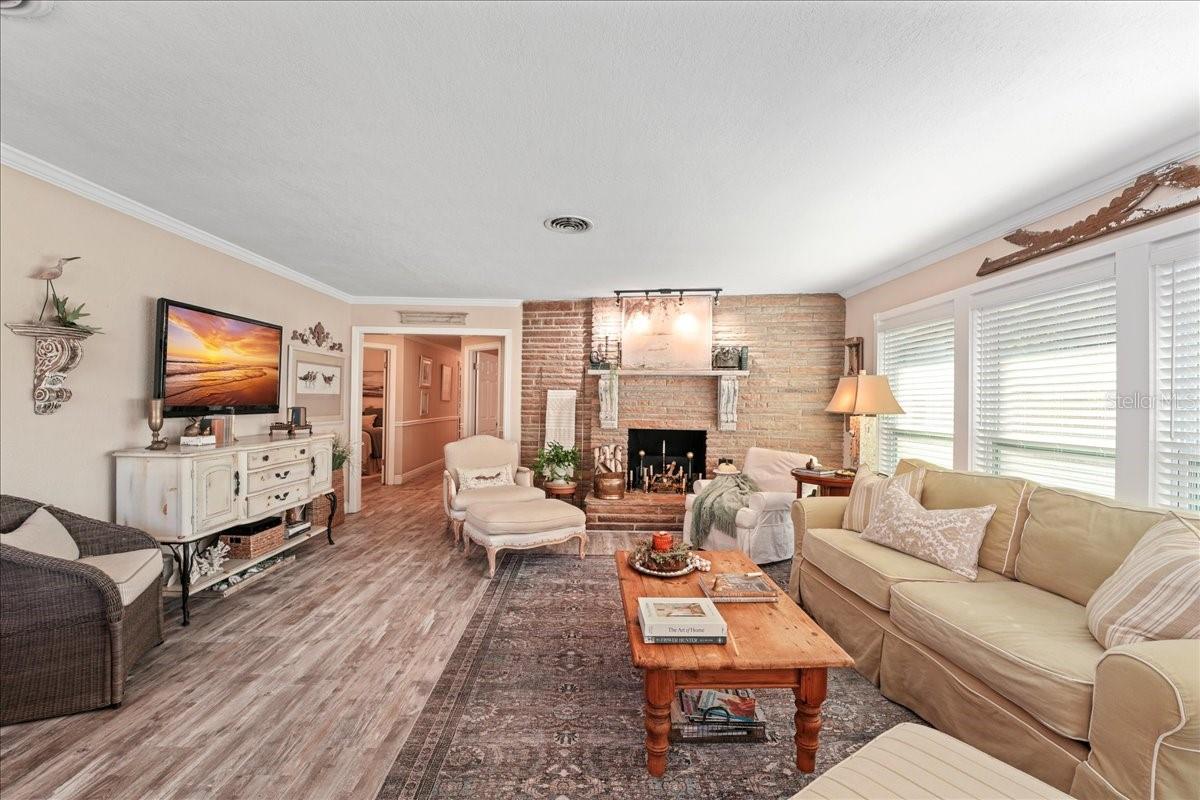 PINE TERRACE - Residential