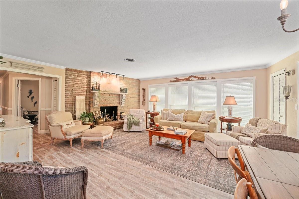 PINE TERRACE - Residential