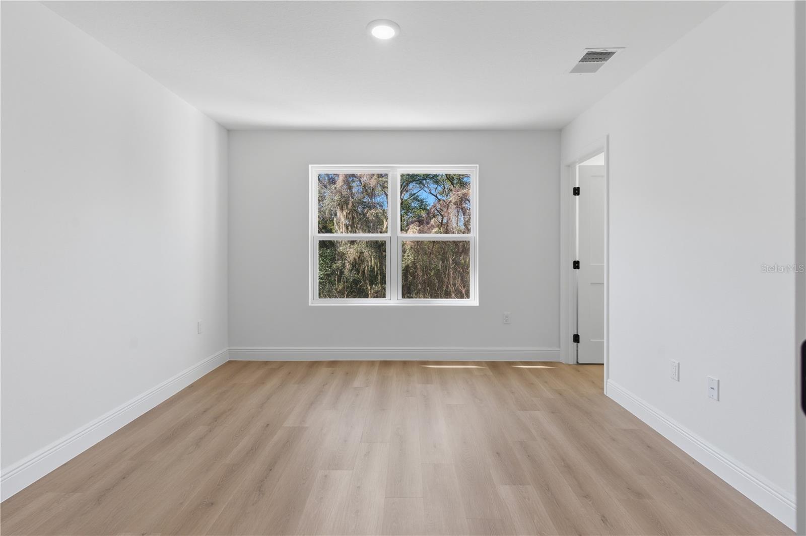 RIVER RIDGE - Residential