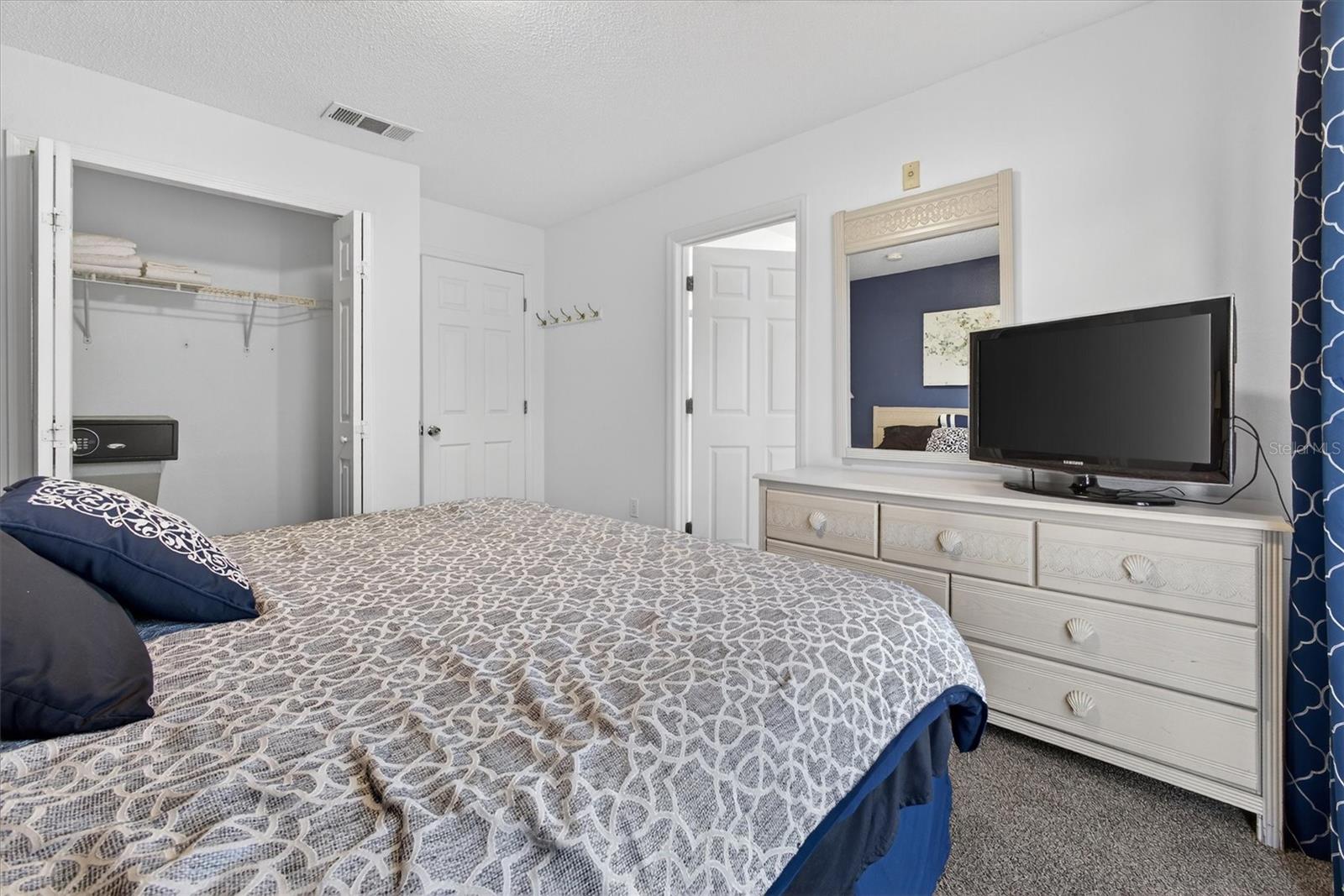 LAKE BERKLEY RESORT VILLAS PH 2 - Residential