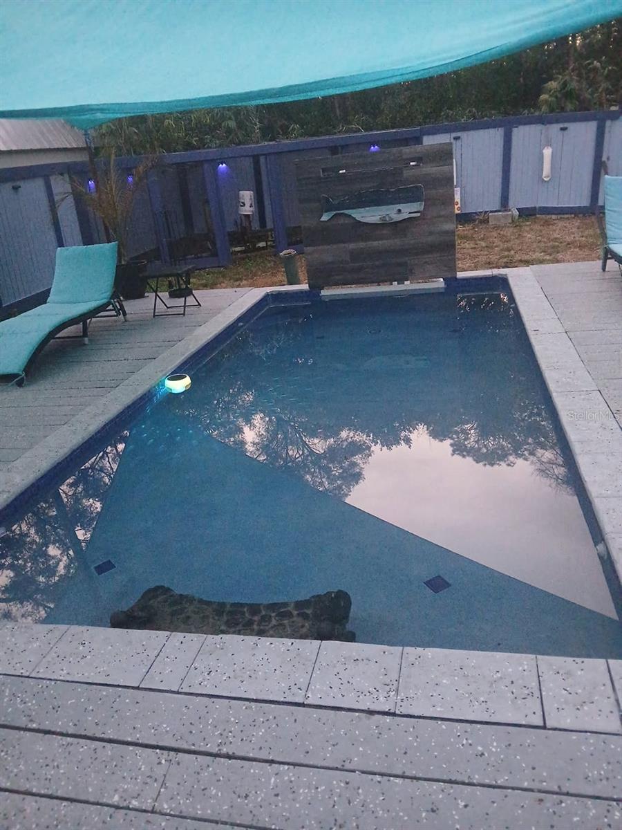 FAIRFAX HILLS - Residential