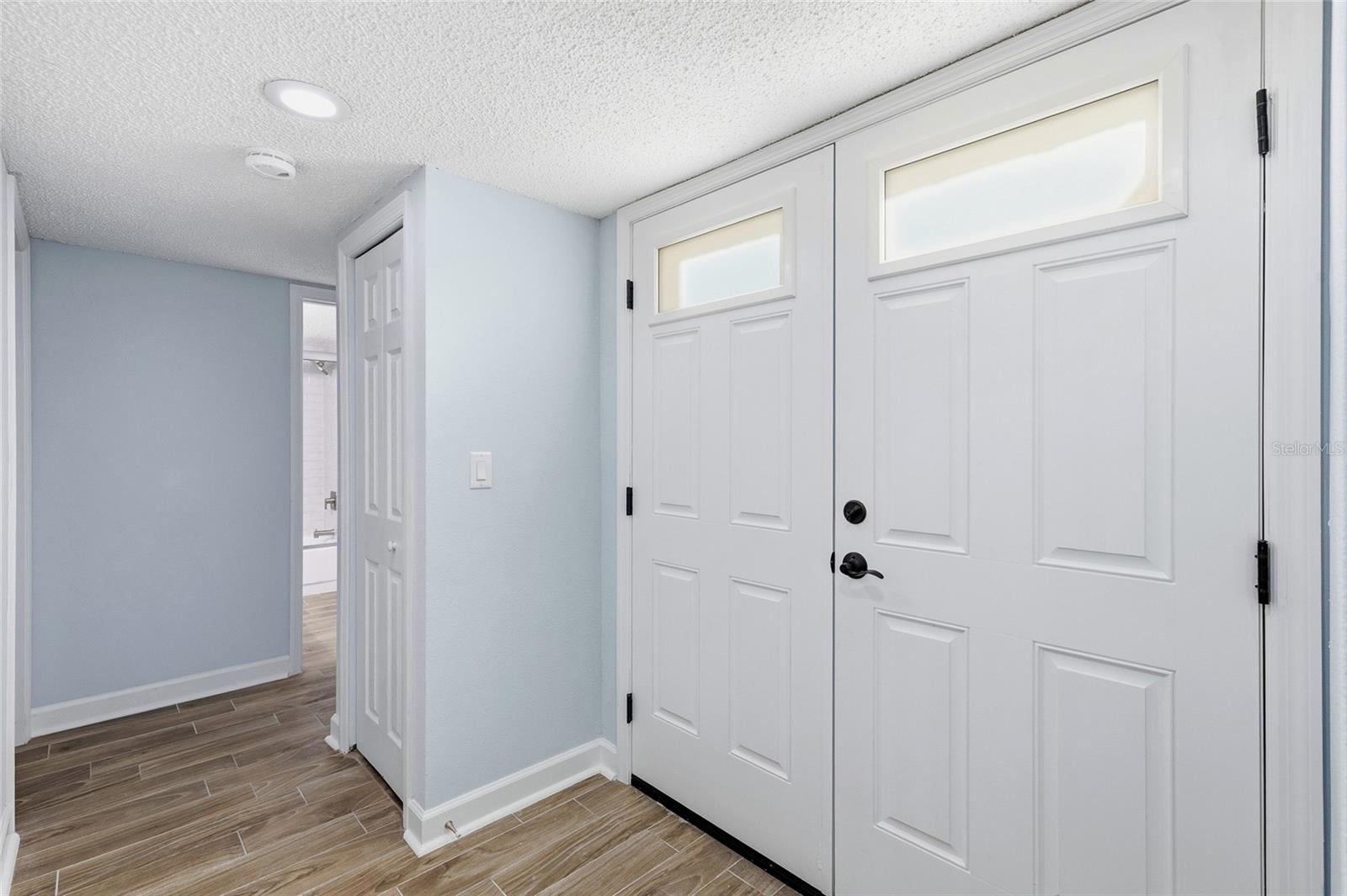 WINDRUSH COVE PH 1 CONDO - Residential