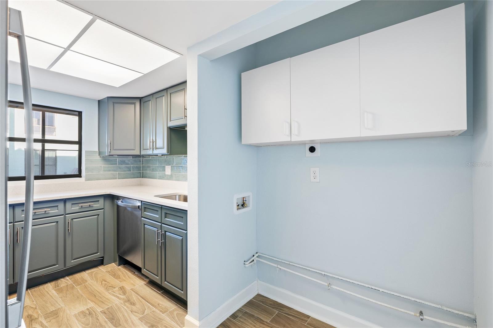 WINDRUSH COVE PH 1 CONDO - Residential