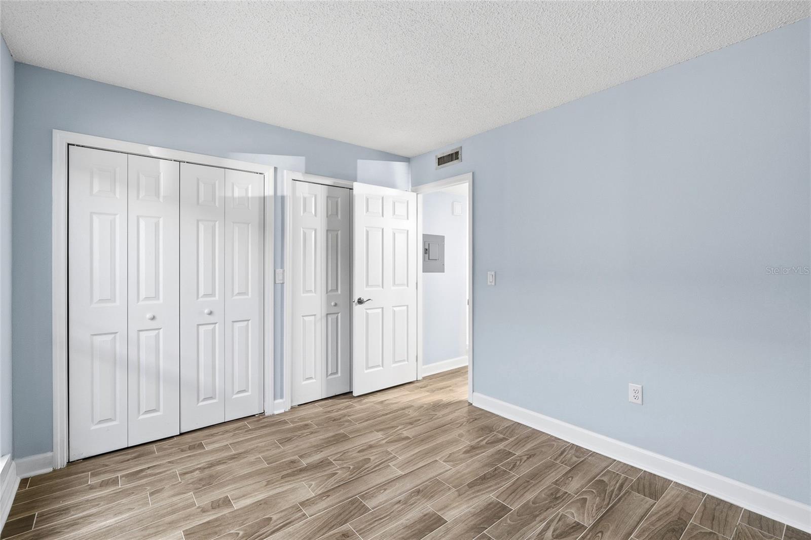 WINDRUSH COVE PH 1 CONDO - Residential