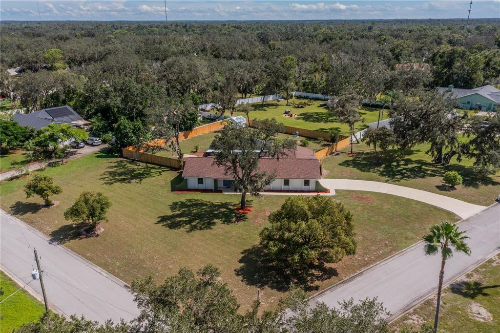 Photo of 11202 Tralee Drive, Riverview, FL 33569 (MLS # A4668024)