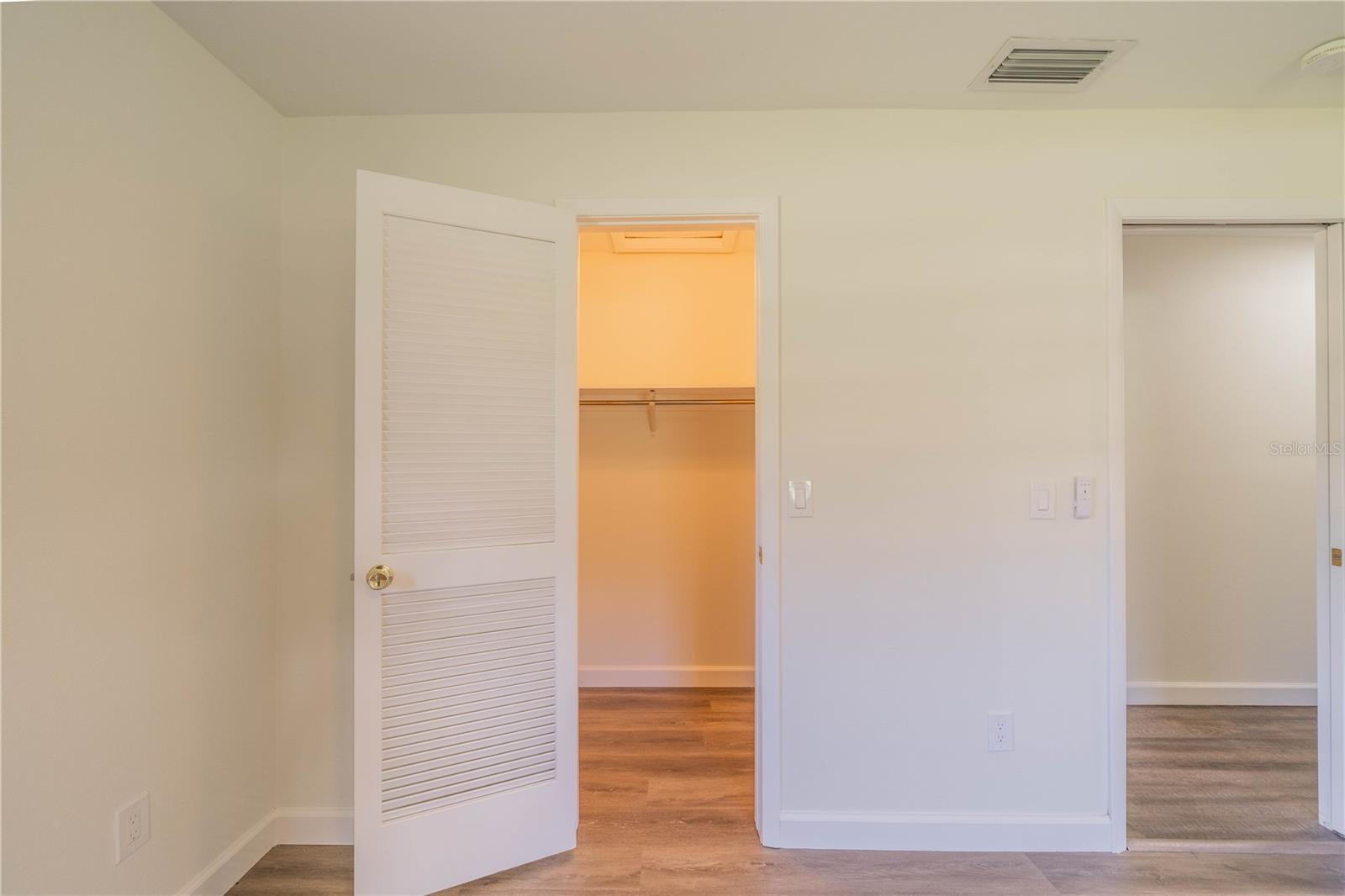 SHADOW RUN UNIT 1 - Residential