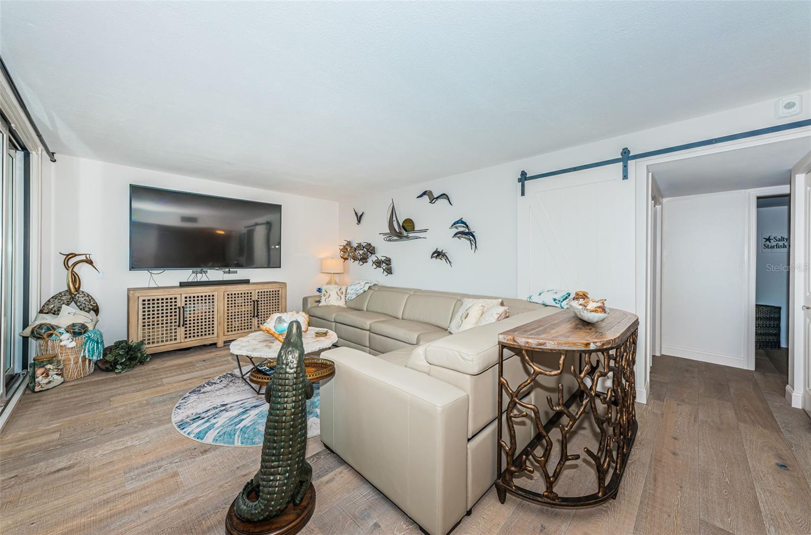 LA PUERTA DEL SOL CONDO - Residential