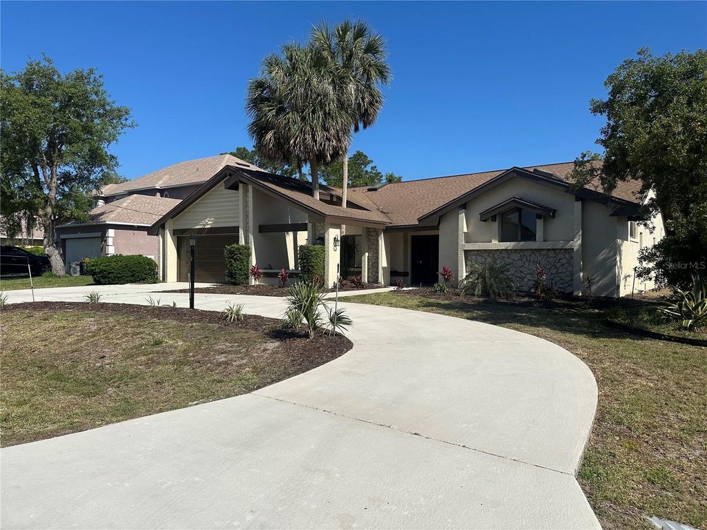 Photo of 14 Folson Lane, Palm Coast, FL 32137 (MLS # FC301808)