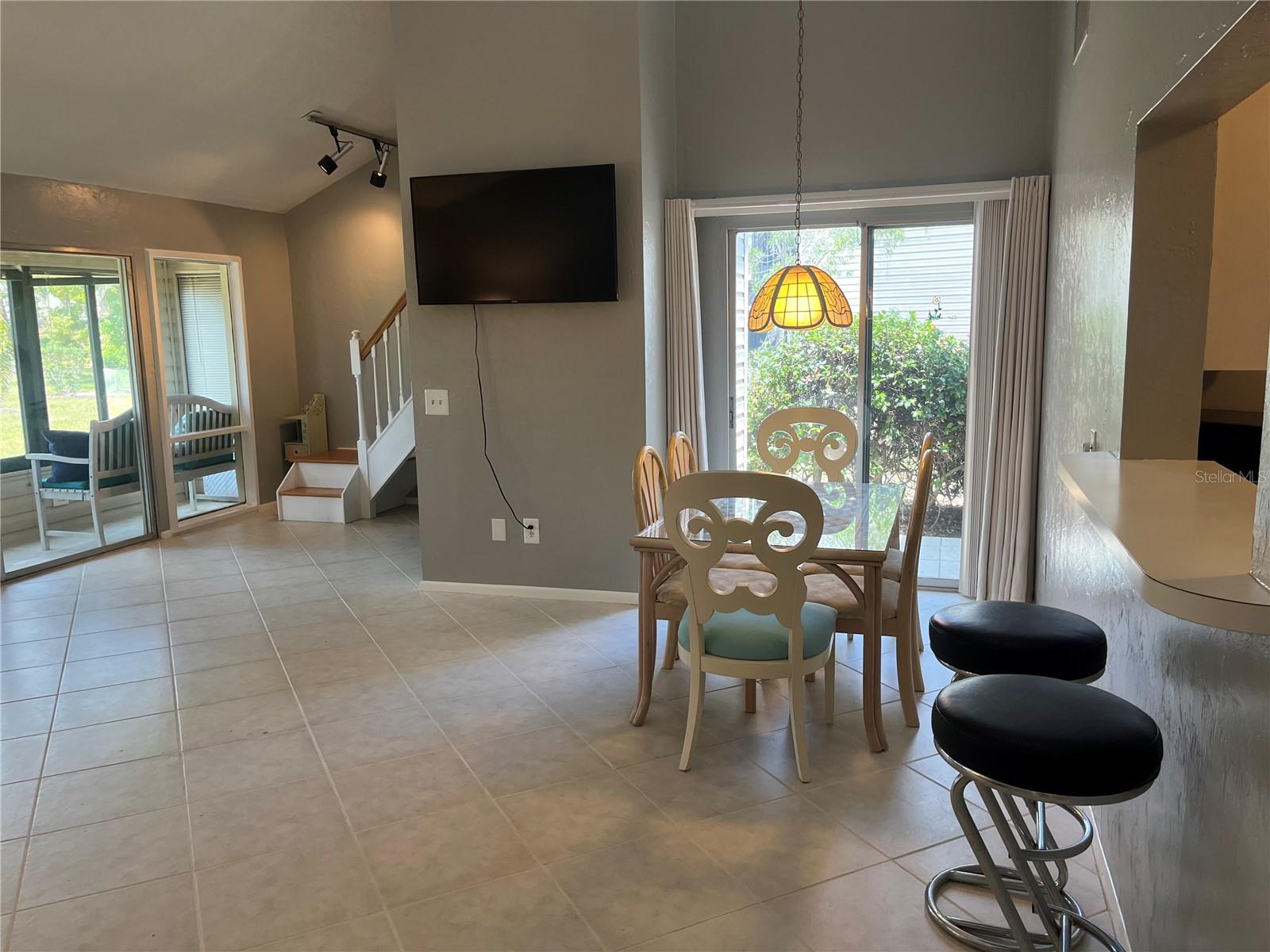 BIRD BAY VILLAGE - Residential Lease